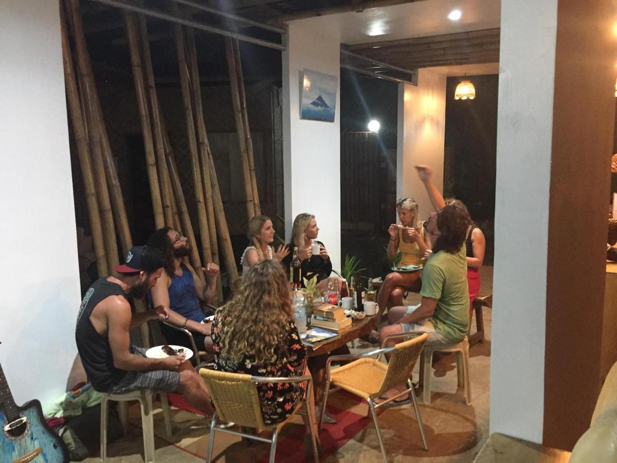 Bohemian Bohol Hostel Panglao Esterno foto
